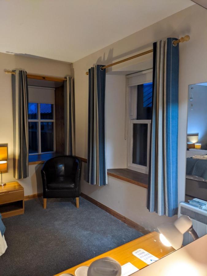 Ferry Inn Stromness Zewnętrze zdjęcie
