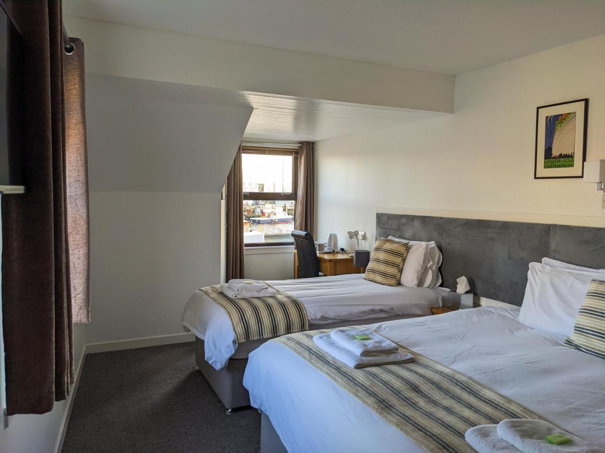 Ferry Inn Stromness Zewnętrze zdjęcie